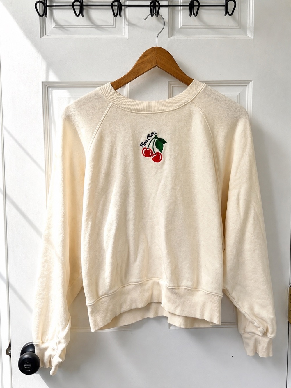 Old Navy SoComfy Mon Cheri Cherry Cream Raglan Sweatshirt S